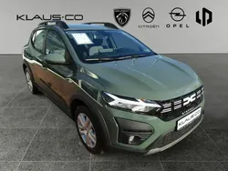 Grün / safari grüngrau Neu 2024 Dacia Sandero Stepway Kleinwagen | 17.980 € (Fairer Preis)