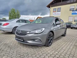 Grau Gebraucht 2016 Opel Astra Innovation Limousine | 8.990 € (Fairer Preis)