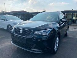 Mitternachtsschwarz Gebraucht 2024 Seat Arona FR SUV | 23.700 € (Etwas zu teuer)