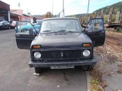 Schwarz Gebraucht 2005 Lada niva SUV | 350 €