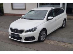 Blanc banquise Gebraucht 2021 Peugeot 308 Kombi | 15.490 € (Fairer Preis)