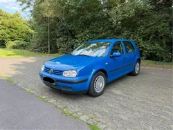 Blau Gebraucht 2000 VW Golf IV Edition Limousine | 2.499 € (Fairer Preis)