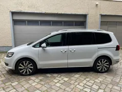 Weiß Gebraucht 2017 VW Sharan Allstar Van / Kleinbus | 19.500 € (Etwas zu teuer)