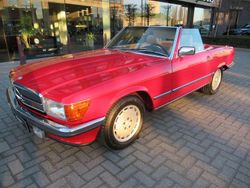 Rot Gebraucht 1988 Mercedes 560 Cabrio | 37.500 €