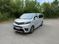 Silber Gebraucht 2019 Toyota Proace Executive Van | 37.900 € (Teuer)