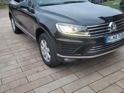 Schwarz Gebraucht 2016 VW Touareg Exclusive SUV | 21.000 € (Fairer Preis)