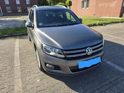 Grau Gebraucht 2015 VW Tiguan LOUNGE SUV | 15.000 € (Fairer Preis)