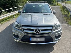 Grau Gebraucht 2014 Mercedes GL500 AMG line SUV | 28.450 € (Fairer Preis)