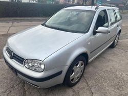 Grau Gebraucht 2004 VW Golf IV Trendline Kombi | 600 € (Superpreis)