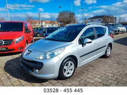 Grau (aluminiumgrau/metall) Gebraucht 2009 Peugeot 207 Kombi | 3.850 € (Etwas zu teuer)