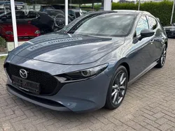 Grau Gebraucht 2019 Mazda 3 Selection Limousine | 13.990 €