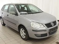 Silber Gebraucht 2006 VW Polo Trendline Kleinwagen | 1.010 €