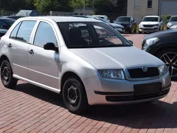 Silber Gebraucht 2004 Skoda Fabia Exact Limousine | 2.000 € (Etwas zu teuer)