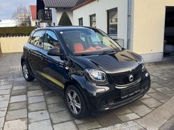 Schwarz Gebraucht 2016 Smart ForFour Kleinwagen | 10.990 € (Fairer Preis)
