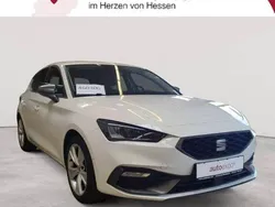Weiss Gebraucht 2021 Seat Leon FR Limousine | 20.989 € (Fairer Preis)