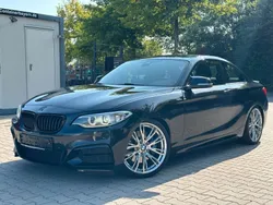 Schwarz Gebraucht 2015 BMW M235 Shadowline Coupé | 30.999 €