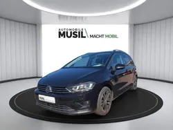 Schwarz Gebraucht 2015 VW Golf Sportsvan LOUNGE Van / Kleinbus | 11.970 € (Fairer Preis)