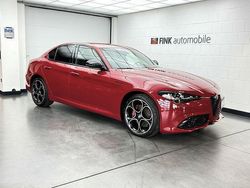 Rot Gebraucht 2023 Alfa Romeo Giulia Competizione Limousine | 38.880 € (Fairer Preis)