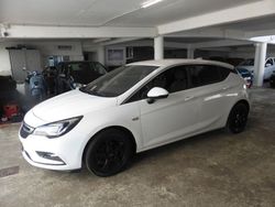 Weiß Gebraucht 2017 Opel Astra Dynamic Limousine | 9.950 € (Fairer Preis)