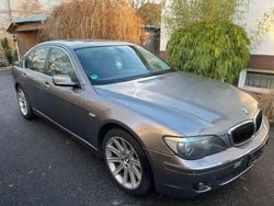 Grau Gebraucht 2006 BMW 740 Sport Line Limousine | 7.050 € (Guter Preis)