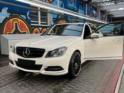 Weiß Gebraucht 2013 Mercedes C180 Avantgarde Limousine | 12.000 € (Fairer Preis)