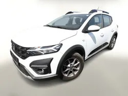 Weiss Gebraucht 2022 Dacia Sandero Stepway Kleinwagen | 14.788 € (Guter Preis)