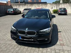 Schwarz Gebraucht 2016 BMW 118 Advantage Kleinwagen | 11.900 € (Fairer Preis)