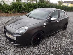 Grau Gebraucht 2012 Alfa Romeo Giulietta Quadrifoglio Verde Kleinwagen | 7.999 € (Guter Preis)