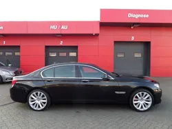 Schwarz Gebraucht 2009 BMW 730 Sport Line Limousine | 10.900 € (Fairer Preis)
