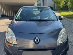 Grau Gebraucht 2008 Renault Twingo Kleinwagen | 2.600 € (Fairer Preis)