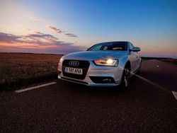 Silber Gebraucht 2013 Audi A4 Attraction Limousine | 8.500 € (Fairer Preis)