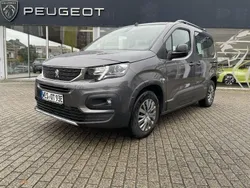 Grau Gebraucht 2023 Peugeot e-Rifter Allure Van / Kleinbus | 27.490 € (Guter Preis)