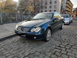 Grün Gebraucht 2002 Mercedes CLK320 Elegance Coupé | 7.490 €