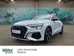 Gletscherweiß metallic Gebraucht 2024 Audi A3 Sportback S-Line Limousine | 36.990 € (Guter Preis)