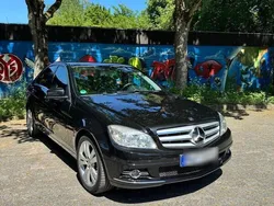 Schwarz Gebraucht 2011 Mercedes C220 Avantgarde Limousine | 11.500 € (Teuer)