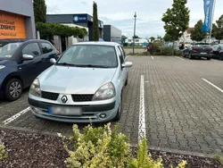 Silber Gebraucht 2001 Renault Clio II Kleinwagen | 3.800 € (Teuer)