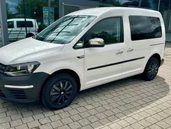 Weiß Gebraucht 2020 VW Caddy Trendline Van / Kleinbus | 18.900 € (Fairer Preis)