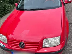 Rot Gebraucht 1999 VW Bora Limousine | 1.500 € (Guter Preis)