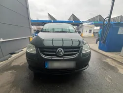 Grau Gebraucht 2010 VW Fox Refresh Kleinwagen | 1.650 € (Fairer Preis)