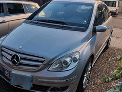 Silber Gebraucht 2006 Mercedes B200 Van / Kleinbus | 2.400 € (Teuer)