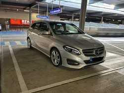 Silber Gebraucht 2017 Mercedes B180 Edition Van / Kleinbus | 15.000 € (Fairer Preis)