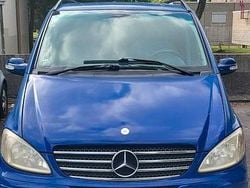 Blau Gebraucht 2005 Mercedes Viano Van / Kleinbus | 5.700 € (Etwas zu teuer)