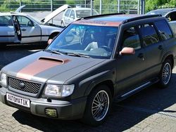 Grün Gebraucht 1998 Subaru Forester SUV | 6.999 €
