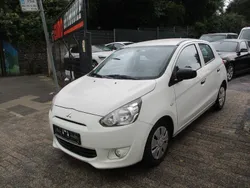 Weiß Gebraucht 2015 Mitsubishi Space Star Classic Collection Kleinwagen | 4.650 € (Fairer Preis)
