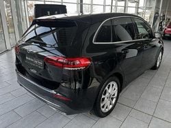 Gebraucht 2020 Mercedes B200 Van / Kleinbus | 21.990 € (Guter Preis)