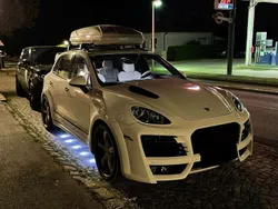 Gebraucht 2011 Porsche Cayenne Turbo SUV | 32.000 €