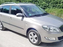 Beige Gebraucht 2013 Skoda Fabia Fresh Kombi | 4.850 € (Fairer Preis)