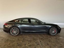 Vulkangraumetallic Gebraucht 2016 Porsche Panamera Kleinwagen | 64.990 €