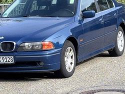 Blau Gebraucht 2002 BMW 520 Limousine | 3.000 €
