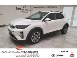 (ud) schneeweiss Gebraucht 2024 Kia Stonic Spirit SUV | 19.900 € (Guter Preis)